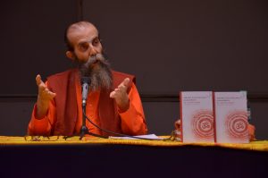 Swami Satyananda Saraswati - El hinduismo - Buenos Aires - septiembre 2015 - foto: Advaitya Vidia - 6