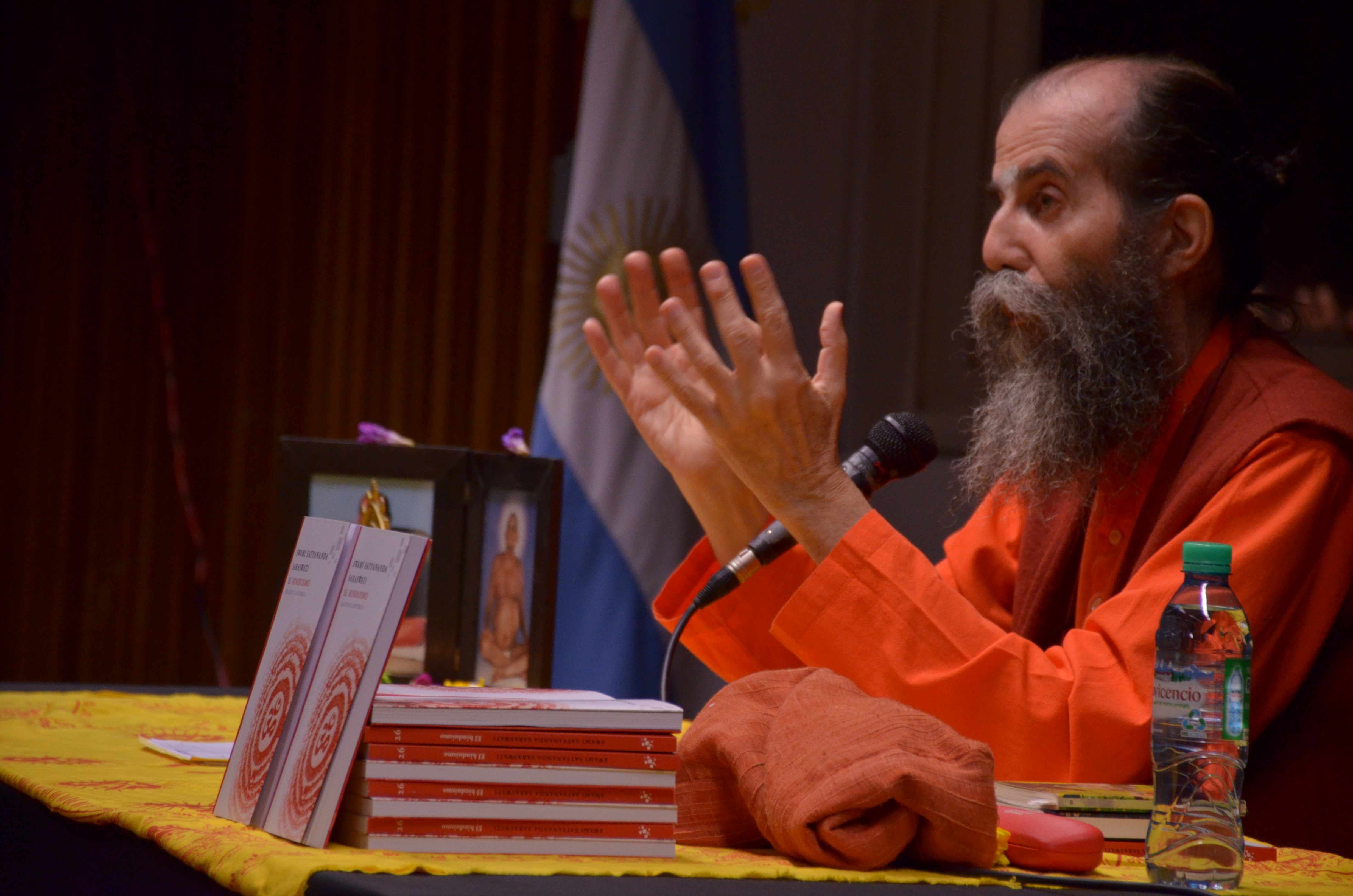 Svami Satyananda Sarasvati - L'hinduisme - Buenos Aires - setembre 2015 - foto: Advaitya Vidia - 8