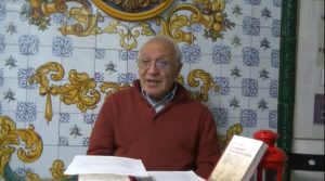 Juan José Tamayo presenta 'La compasión en un mundo injusto' en la Casa Vecinal de Tetuán, en Madrid